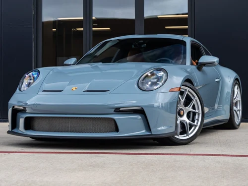 
           
        2024 Porsche 911 S
