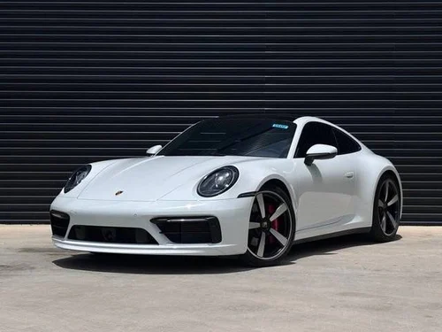 
           
        2020 Porsche 911
