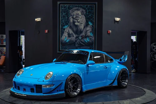 
           
        1995 Porsche 911 Carrera RWB LA