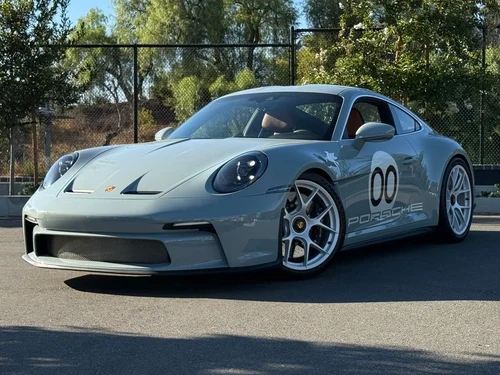 
           
        2024 Porsche 911 S
