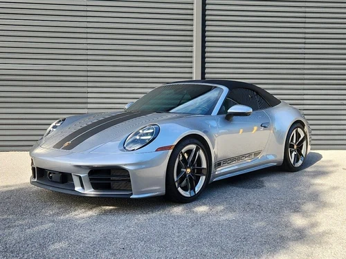 2025 Porsche 911 Carrera