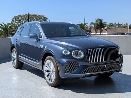 
           New 
        2025 Bentley Bentayga Azure