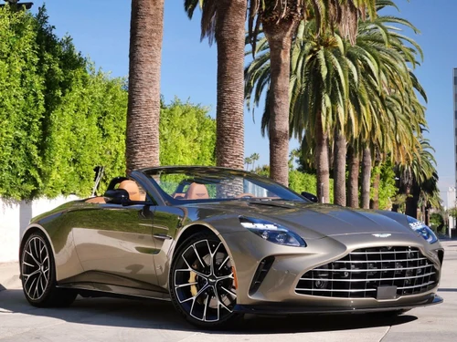 
           New 
        2026 Aston Martin Vantage S