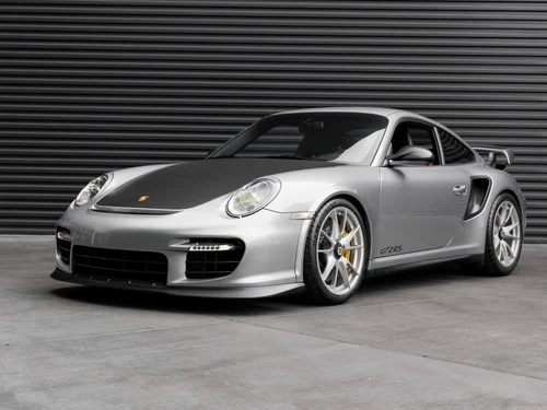 
           
        2011 Porsche 911 GT2 RS