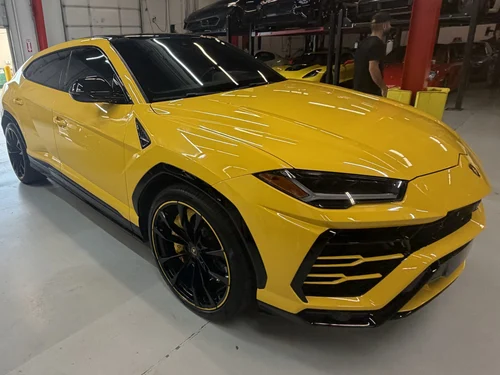 
           
        2021 Lamborghini Urus