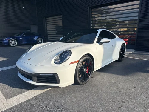 
           
        2024 Porsche 911 Carrera 4S