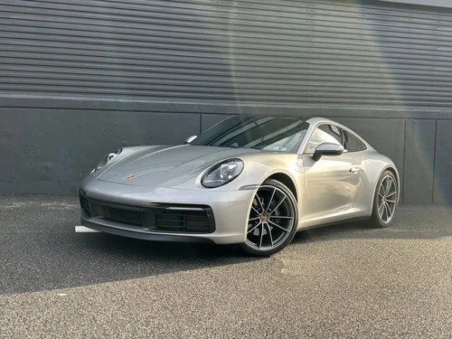 
           
        2021 Porsche 911 Carrera