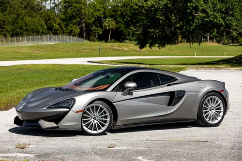 
           
        2017 McLaren 570GT
