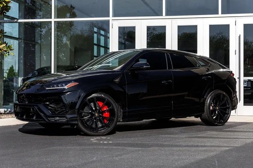 
           
        2022 Lamborghini Urus