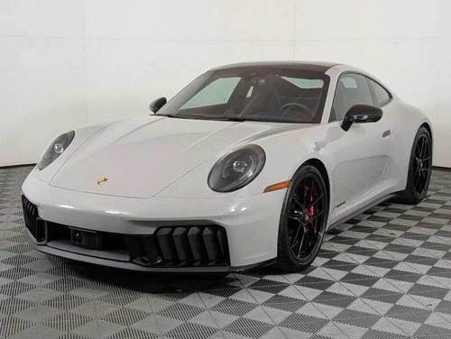 
           
        2026 Porsche 911 Carrera GTS