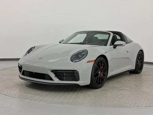 
           
        2022 Porsche 911 4 GTS