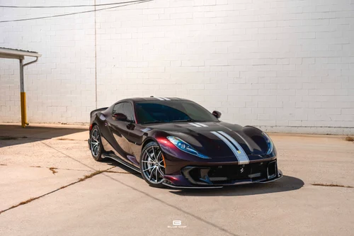 
           
        2023 Ferrari 812 Competizione