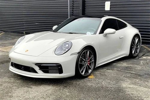 
           
        2020 Porsche 911