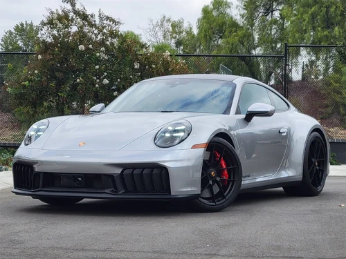 
           New 
        2025 Porsche 911 Carrera GTS