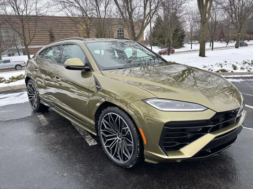 
           New 
        2025 Lamborghini Urus SE