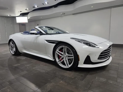 
           
        2025 Aston Martin DB12 VOLANTE
