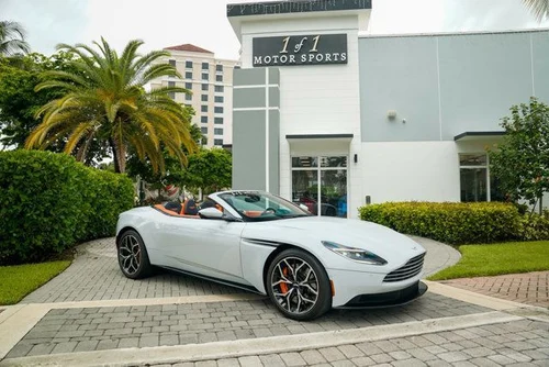 
           
        2019 Aston Martin DB11 Volante