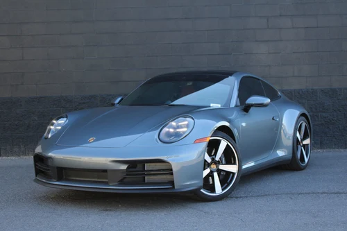 2025 Porsche 911 Carrera