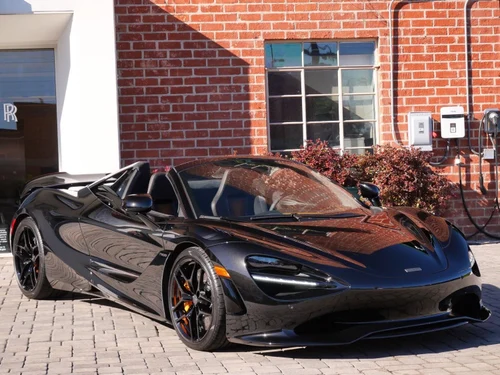 
           New 
        2026 McLaren 750S