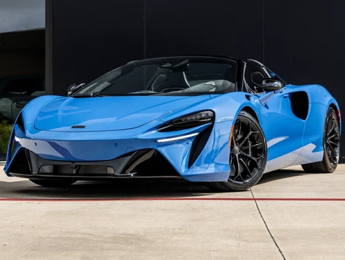 2025 McLaren Artura Base