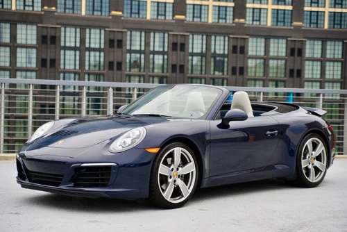 
           
        2019 Porsche 911