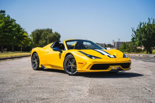 
           
        2015 Ferrari 458 Spider AMAZING SPEC