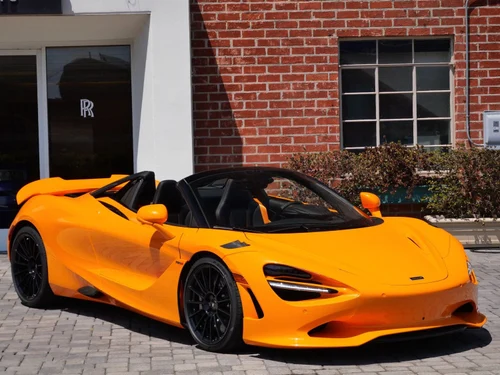 
           New 
        2027 McLaren 750S