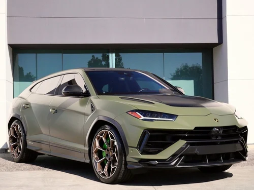 2024 Lamborghini Urus Performante