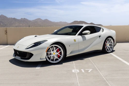 
           
        2020 Ferrari 812 Superfast