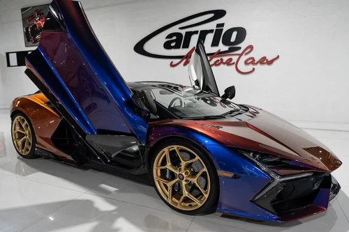 
           
        2025 Lamborghini Revuelto