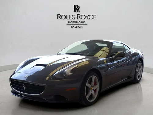 
           
        2011 Ferrari California Base