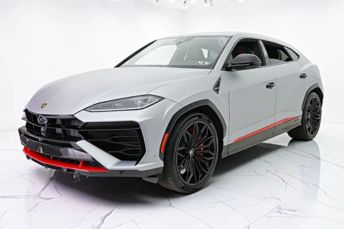 
           
        2025 Lamborghini Urus