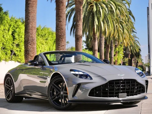 
           New 
        2026 Aston Martin Vantage