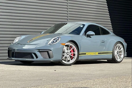 
           
        2018 Porsche 911 GT3