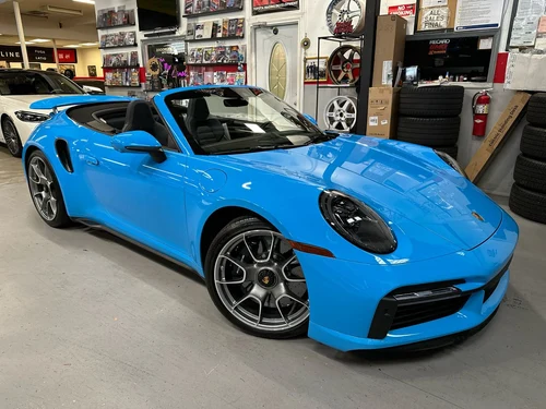
           
        2021 Porsche 911
