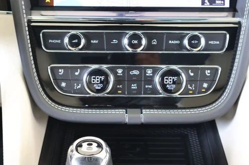 
           
        2024 Bentley Bentayga Base