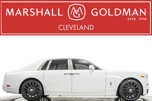 
           
        2023 Rolls-Royce Phantom -Shooting Star Headliner