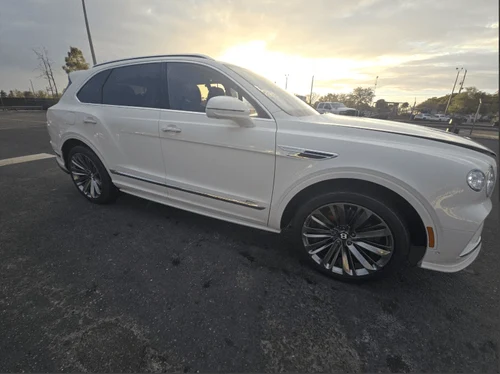 
           
        2021 Bentley Bentayga Speed