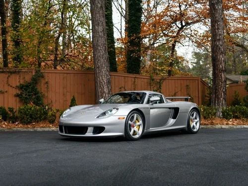 
           
        2005 Porsche Carrera GT