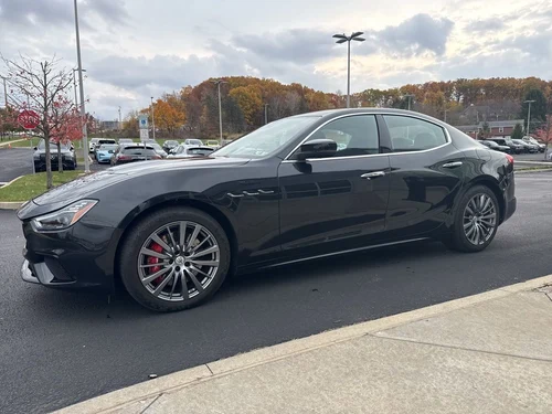 
           
        2023 Maserati Ghibli Modena Q4