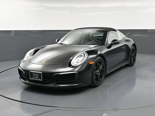 
           
        2017 Porsche 911