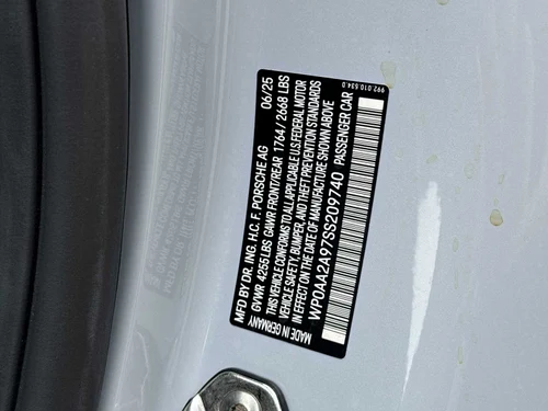 
           
        2025 Porsche 911 Carrera T