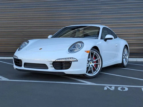 
           
        2013 Porsche 911