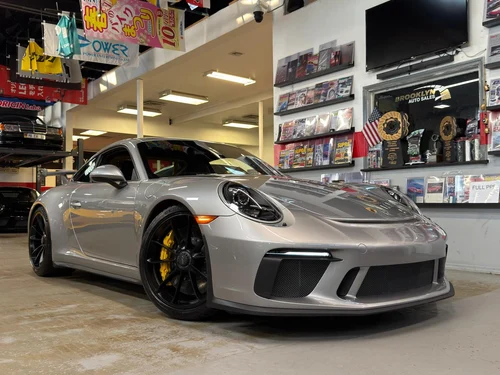 
           
        2018 Porsche 911 GT3