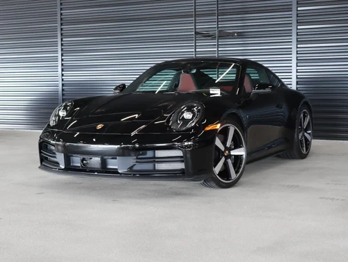 
           
        2025 Porsche 911 Carrera Coupe