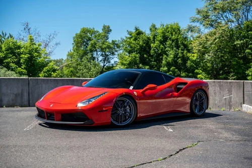 
           
        2017 Ferrari 488 GTB Base