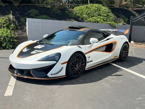 
           
        2020 McLaren 620R