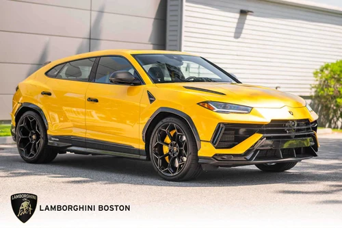 
           
        2024 Lamborghini Urus Performante