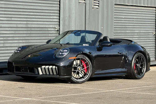 
           New 
        2026 Porsche 911 Carrera 4 GTS