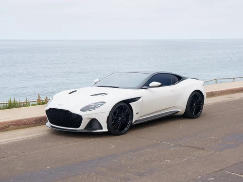
           
        2020 Aston Martin DBS Superleggera